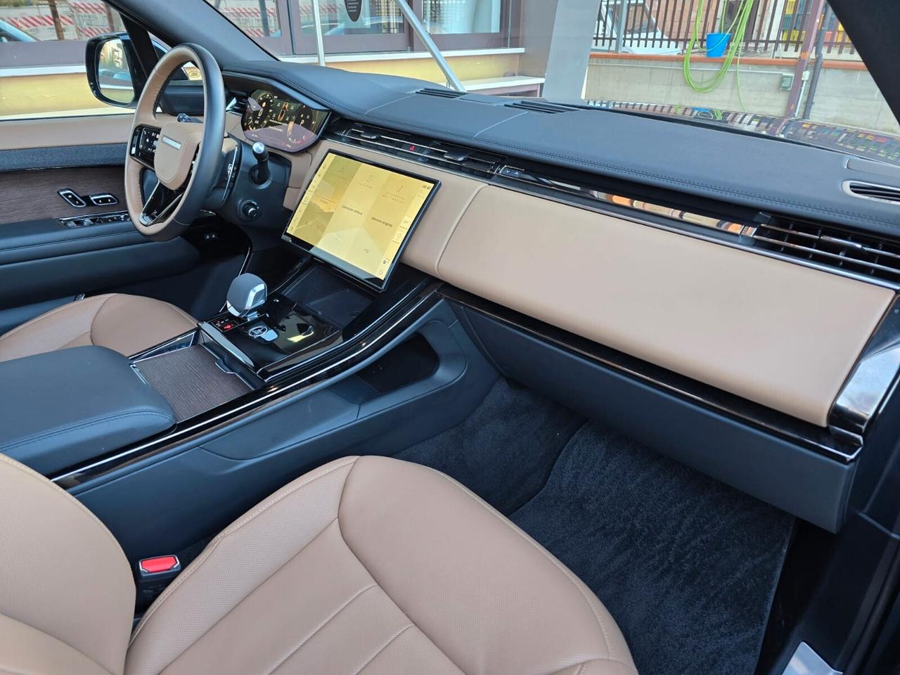 Land Rover Range Sport 3.0D l6 300 CV Dynamic HSE