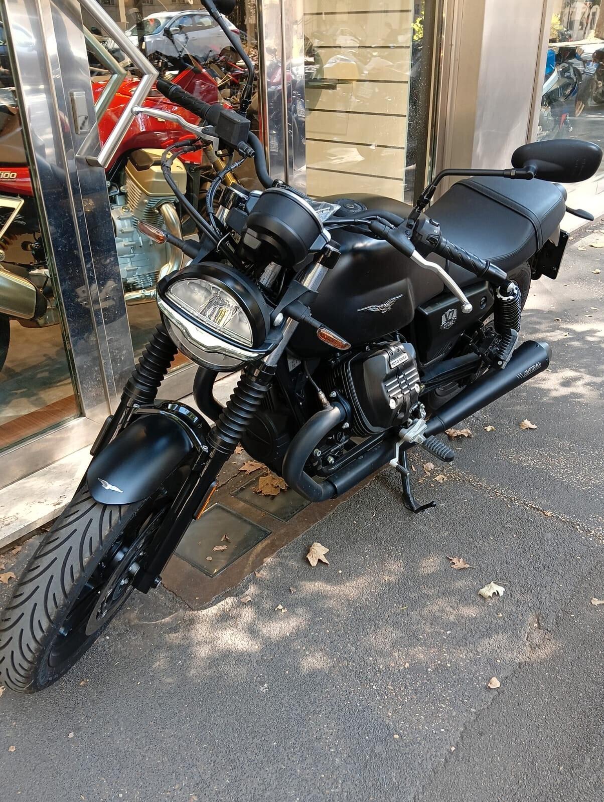 Moto Guzzi V7 IV STONE ABS E5
