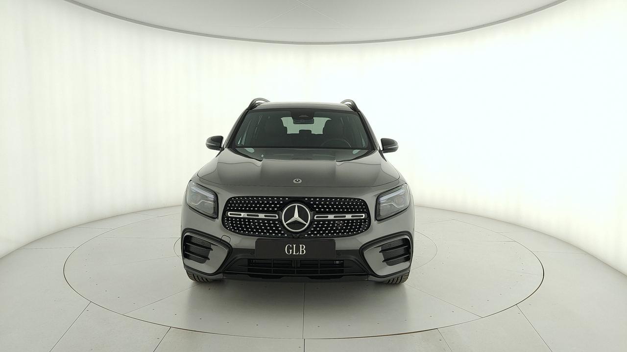 Mercedes-Benz GLB 200 d