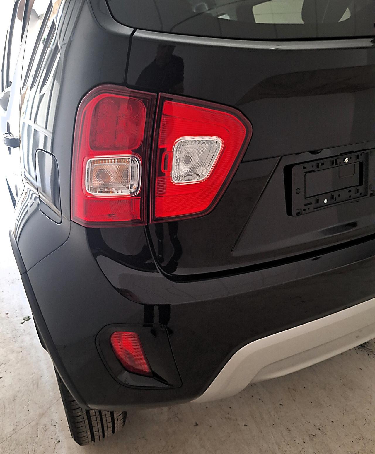 Suzuki Ignis 1.2 Hybrid Top - 975