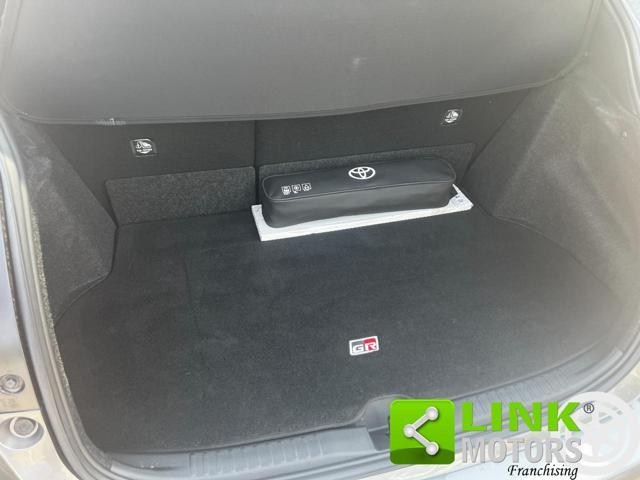 TOYOTA GR Yaris CARBON