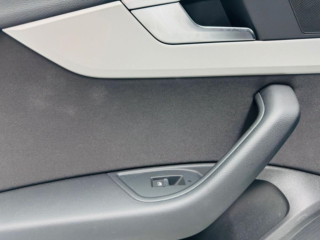 Audi A4 Avant 40 TDI S tronic line edition