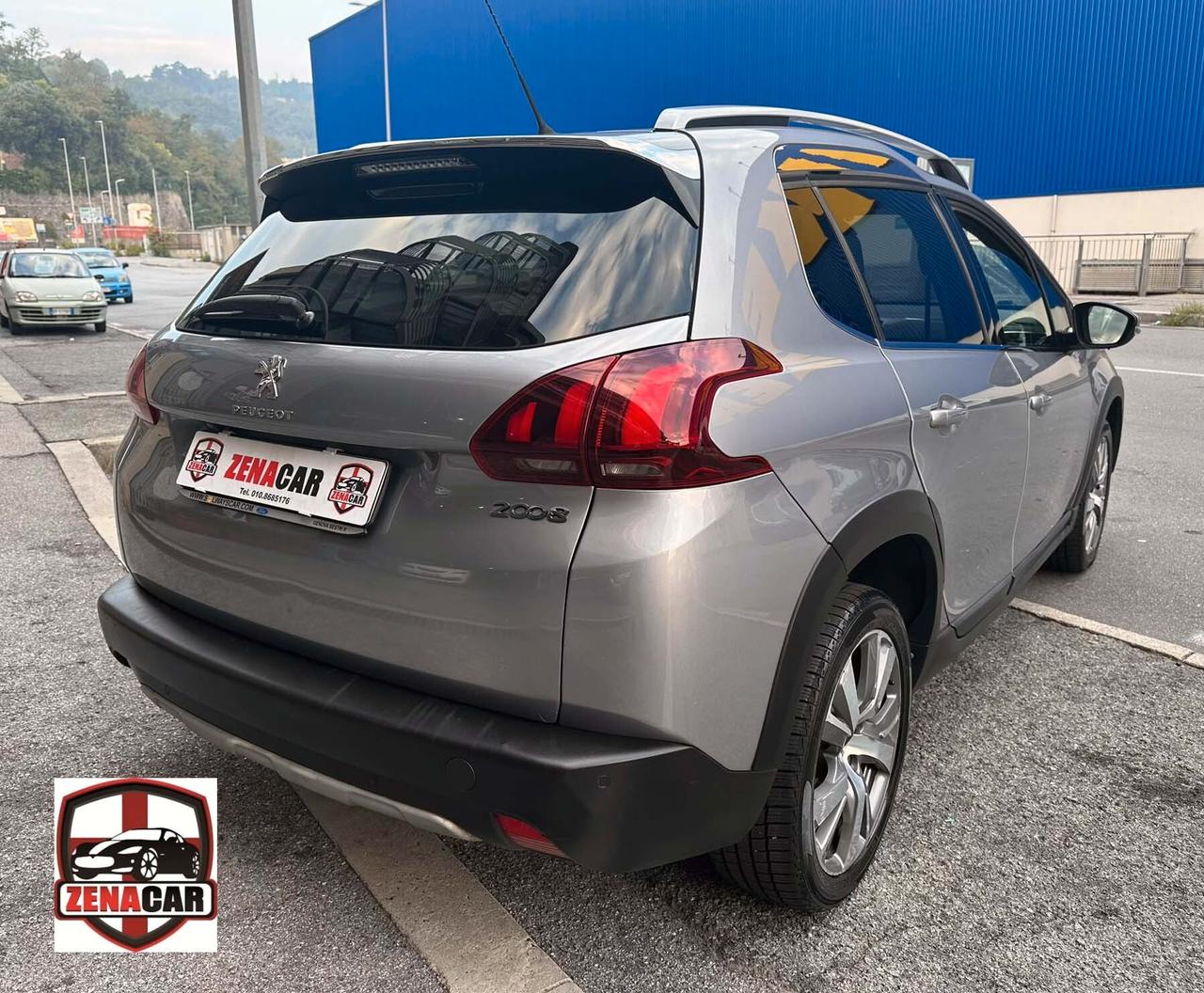 Peugeot 2008 BlueHDi 100 CV Black Matt 2 Proprietari Retrocamera Grip Control