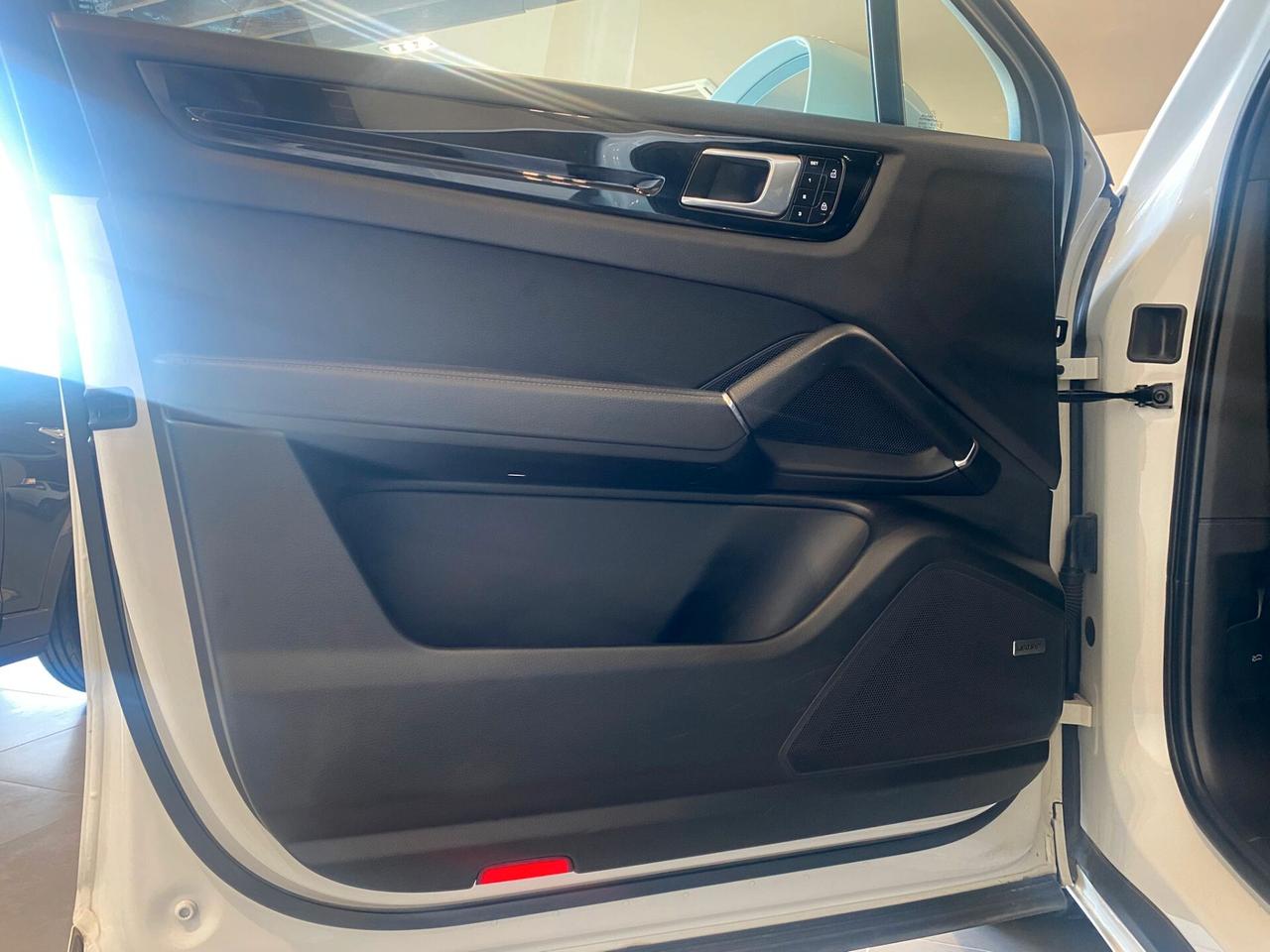 Porsche Cayenne Coupé 3.0 V6