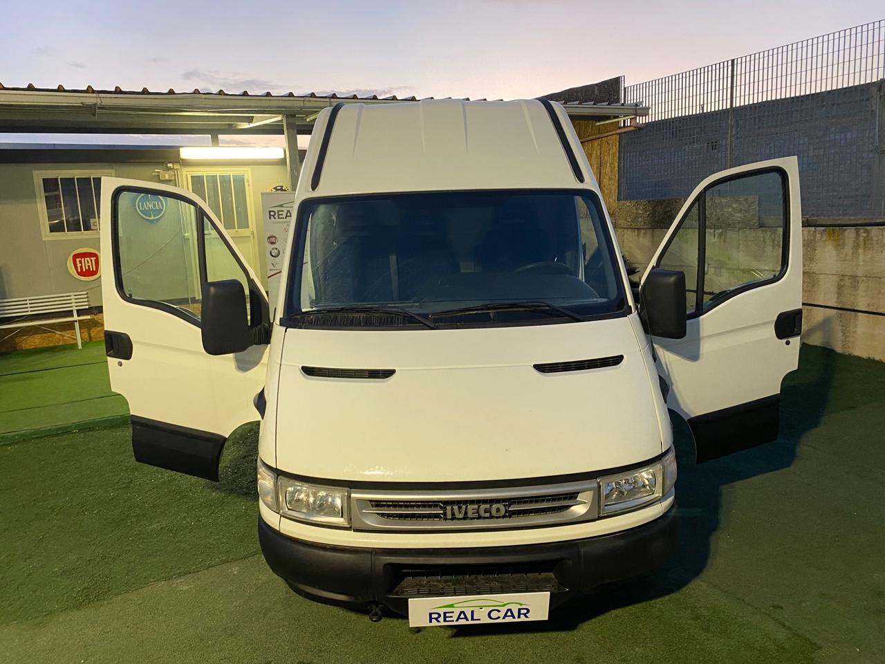 Iveco Daily 3.0 35C14 Gemellato