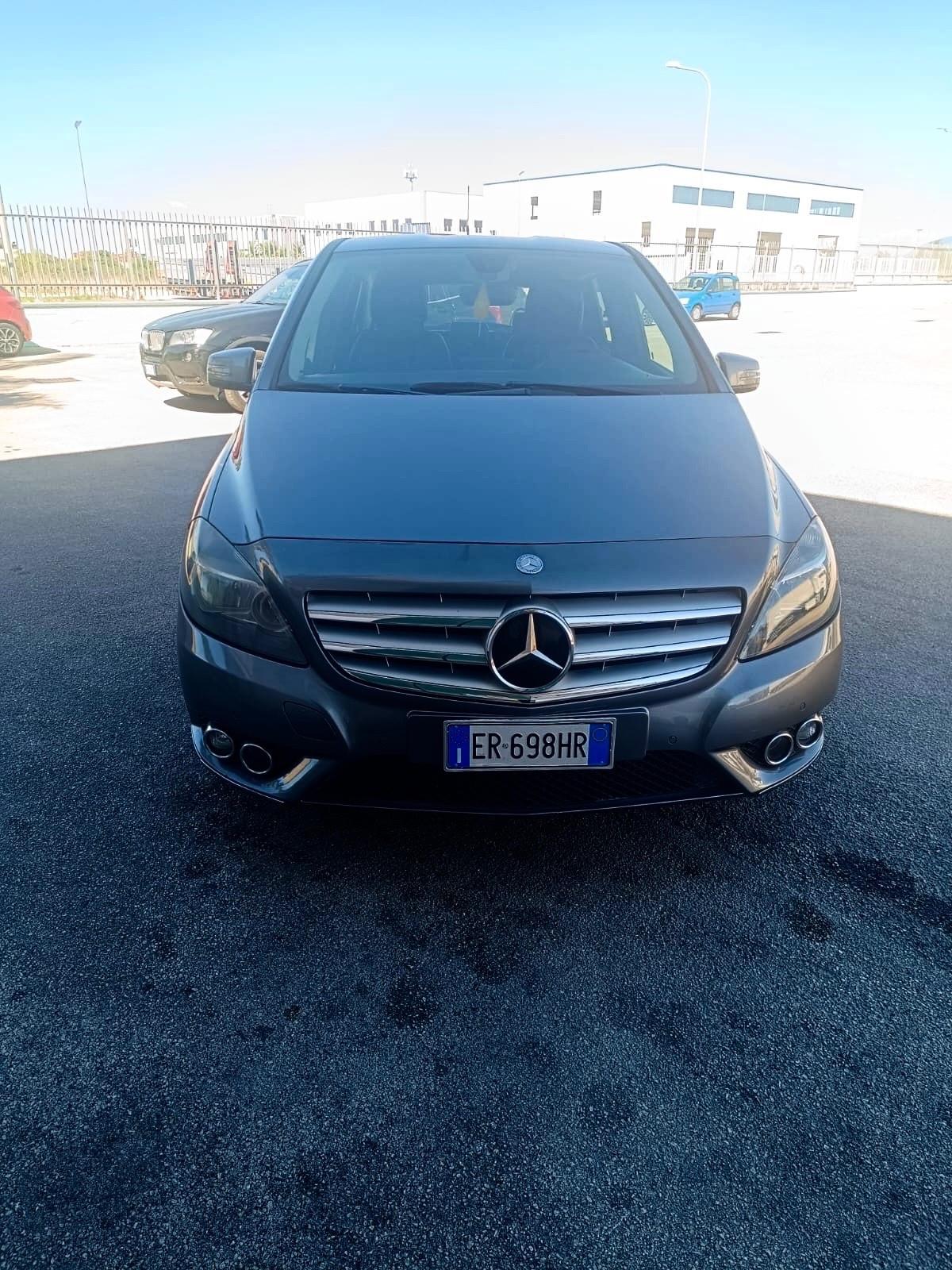 Mercedes-benz B 180 CDI BlueEFFICIENCY Premium