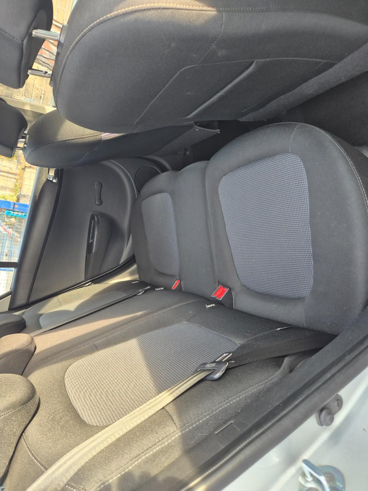 Hyundai i20 1.2 5p. Econext Sound Edition