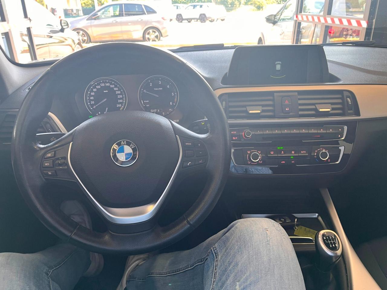 Bmw 116 116d 5p. Business