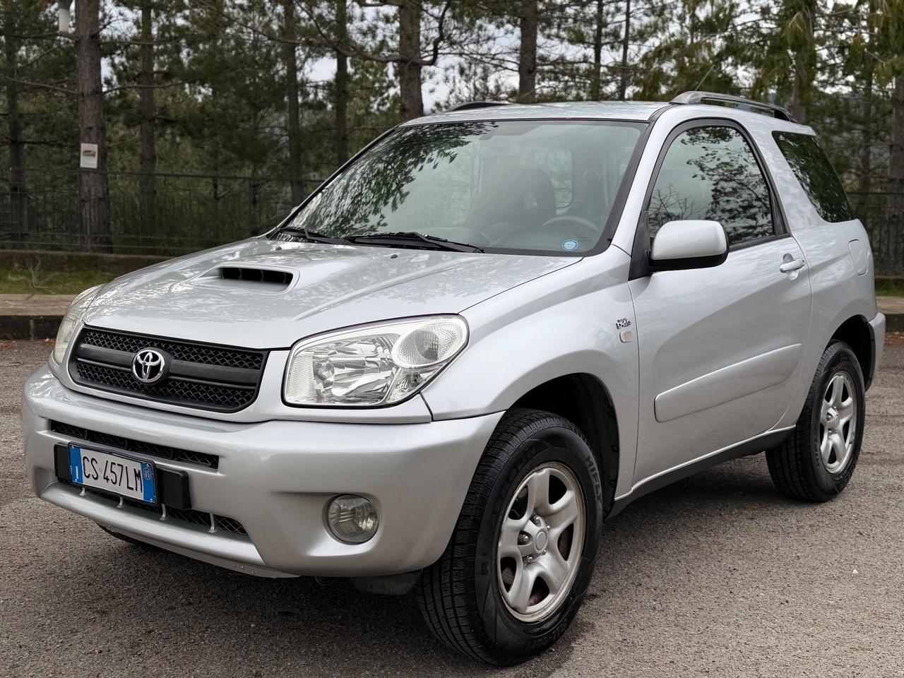 Toyota RAV 4 RAV4.com 2.0 Tdi D-4D cat 3 porte