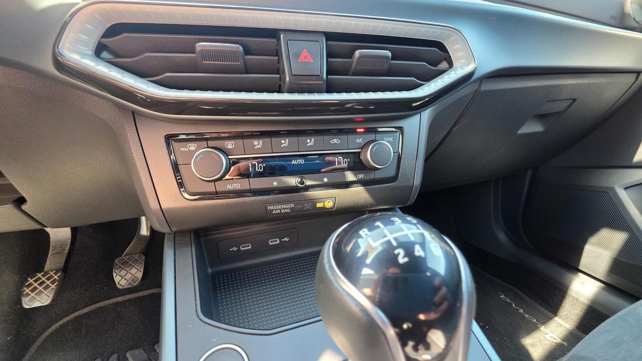 Seat Arona XPERIENCE