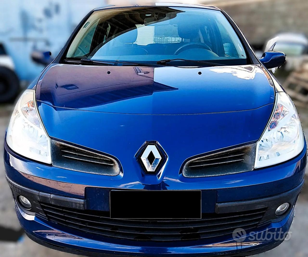 RENAULT CLIO NEO PATENTATI