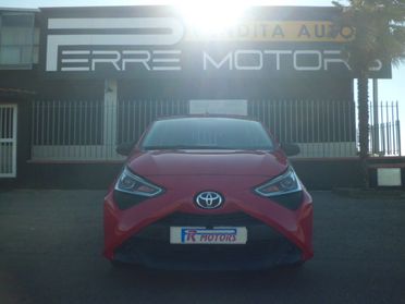Toyota Aygo Connect 1.0 VVT-i 72 CV 5 porte x-clusiv red style MMT