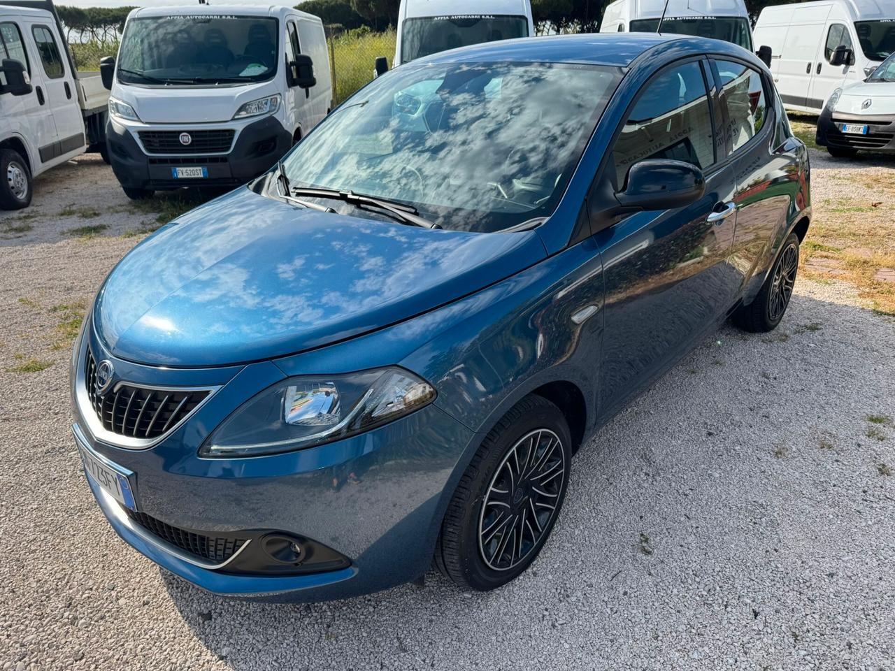 Lancia Ypsilon 1.0Hybrid Gold UNIPRO - NO VINCOLI FINANZIARI