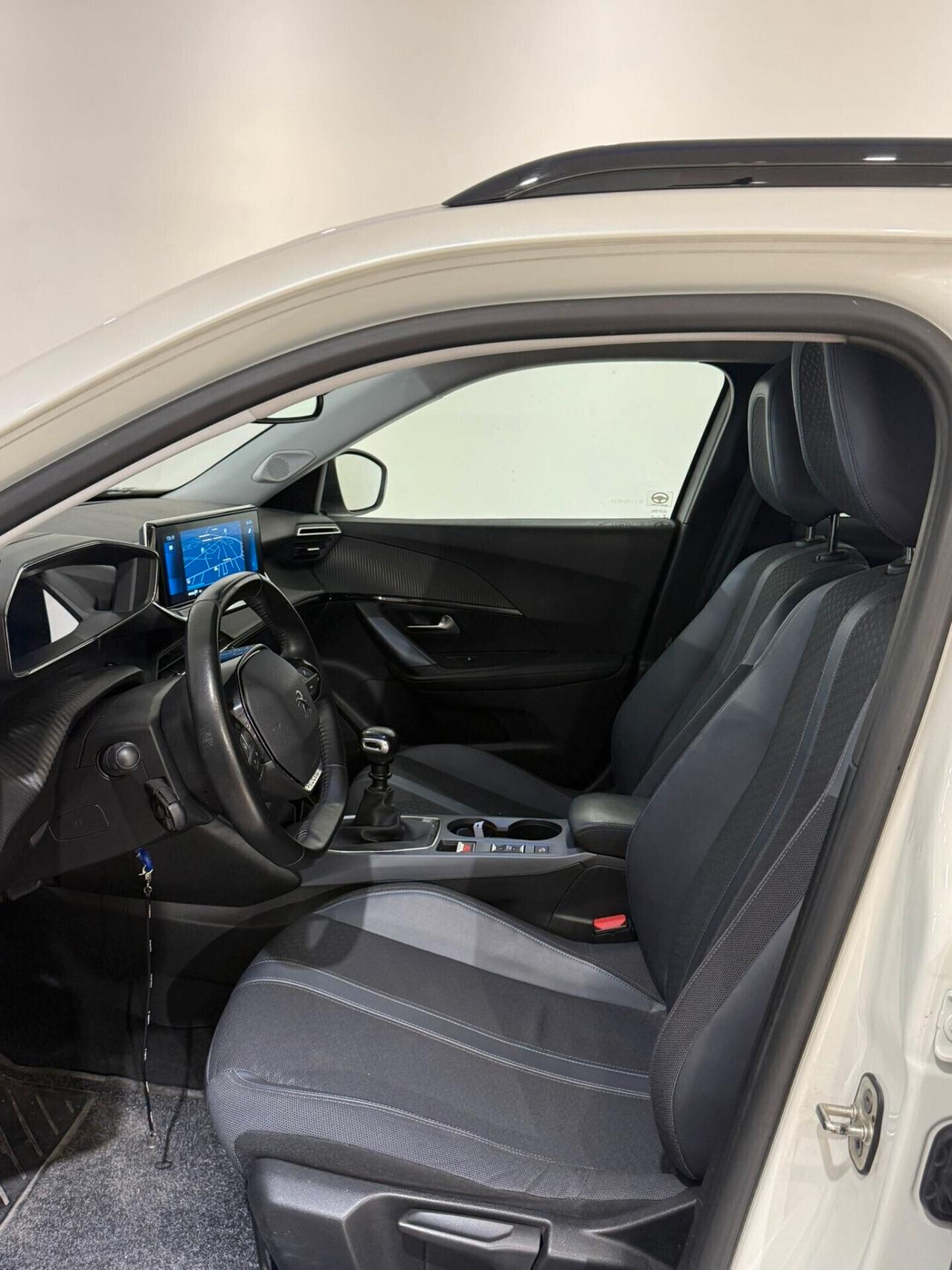 Peugeot 2008 1.2 130cv Allure Pack Cockpit