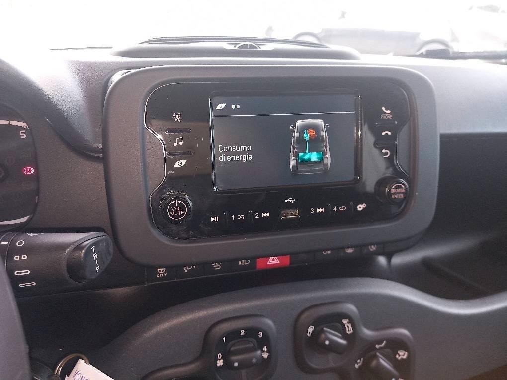 Fiat Panda 1.0 FireFly S&S Hybrid KM 18000 MONITOR SENSORI COMANDI VOLANTE GARANZIA