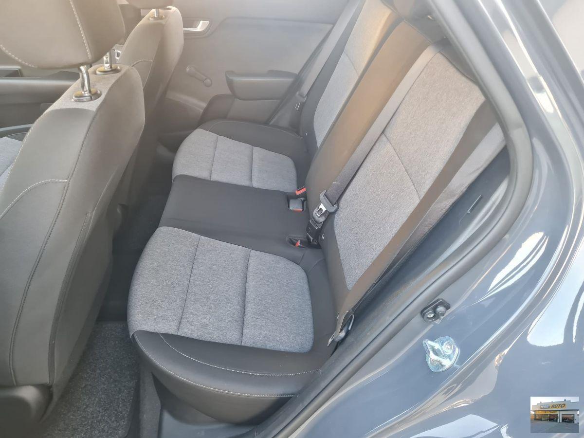 KIA Stonic 1.2 Benzina-Neopatentati-Anno 2022
