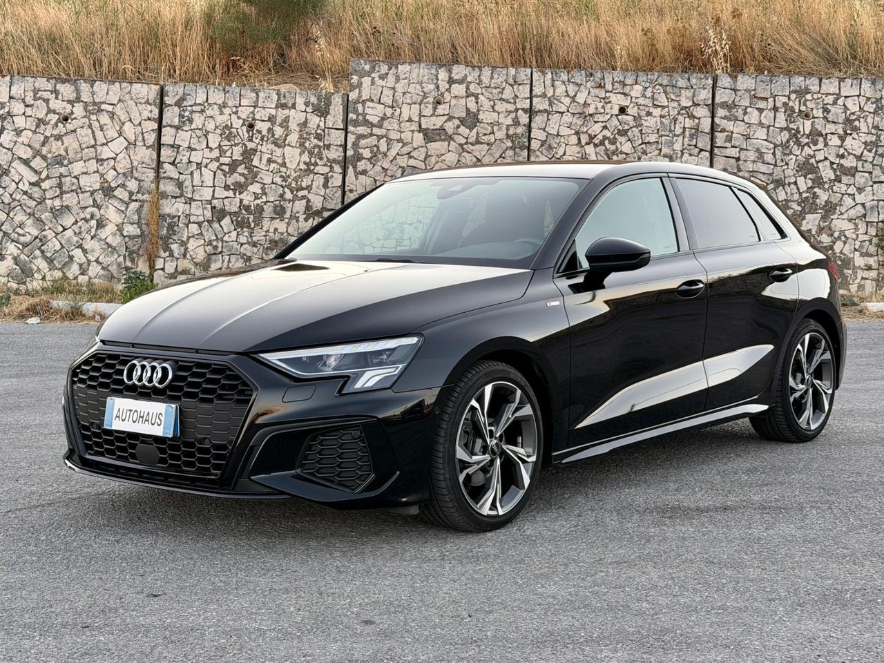 Audi A3 Sportback 35 TDI 150cv S-line 30.000km