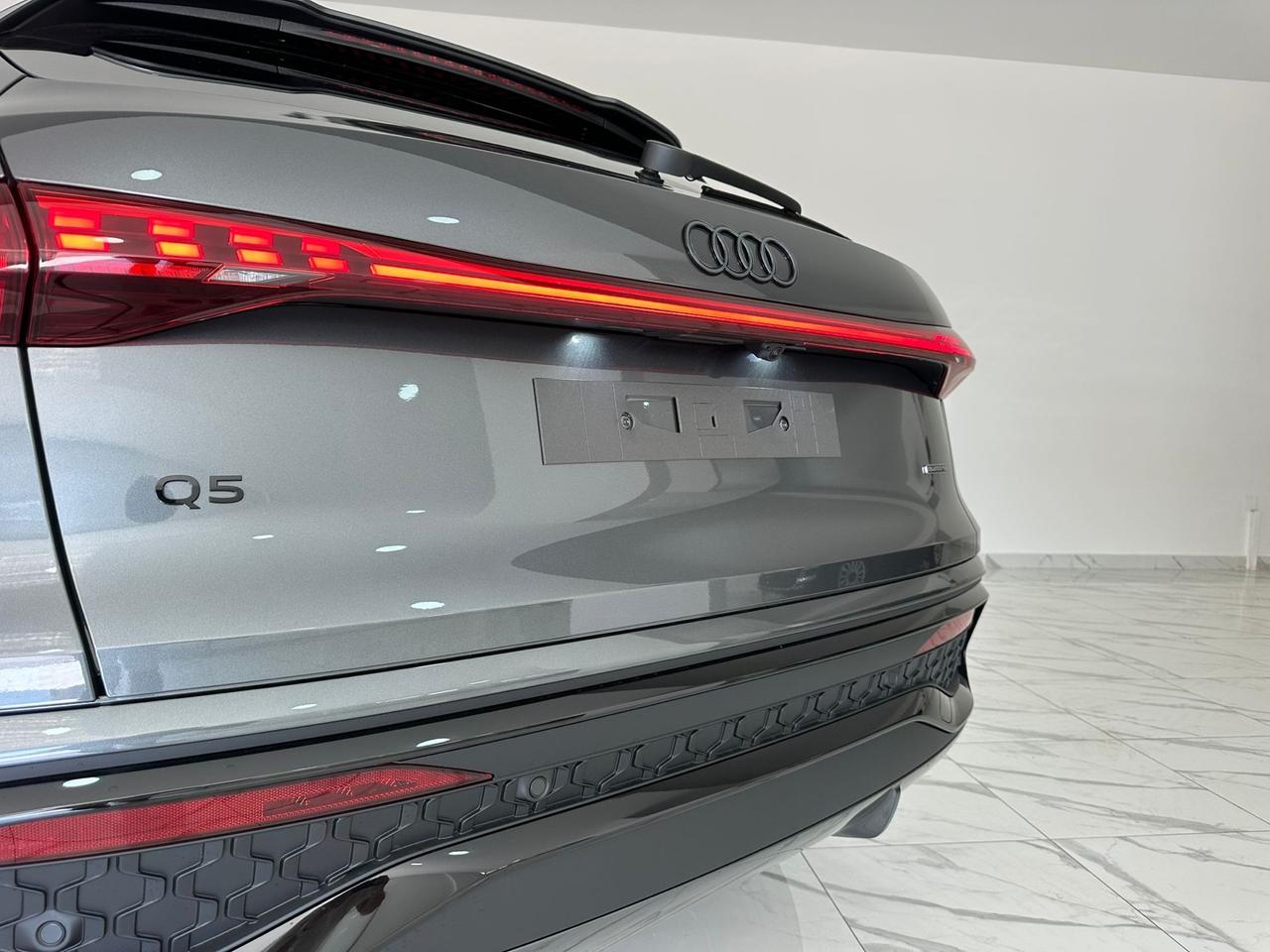 AUDI Q5 SPORTBACK 2.0 MHEV 2X S-LINE TETTO PANORAMICO