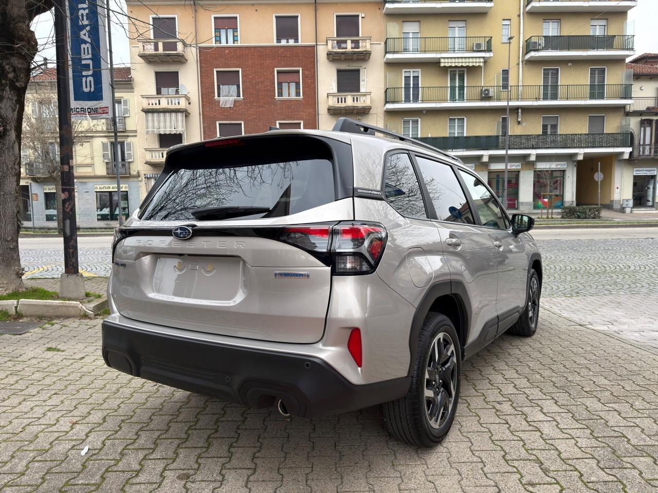 Subaru Forester 2.0 e-Boxer cvt