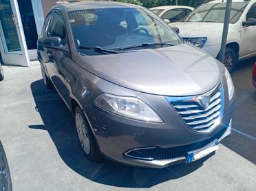 Lancia Ypsilon 1.2 69 CV 5 porte S&S Gold