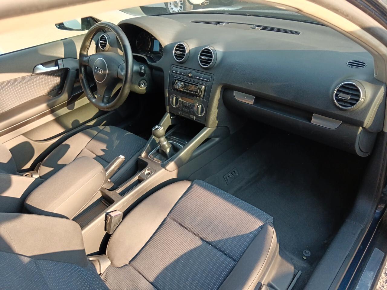 Audi A3 1.9 TDI 105CV 3 PORTE AMBITION