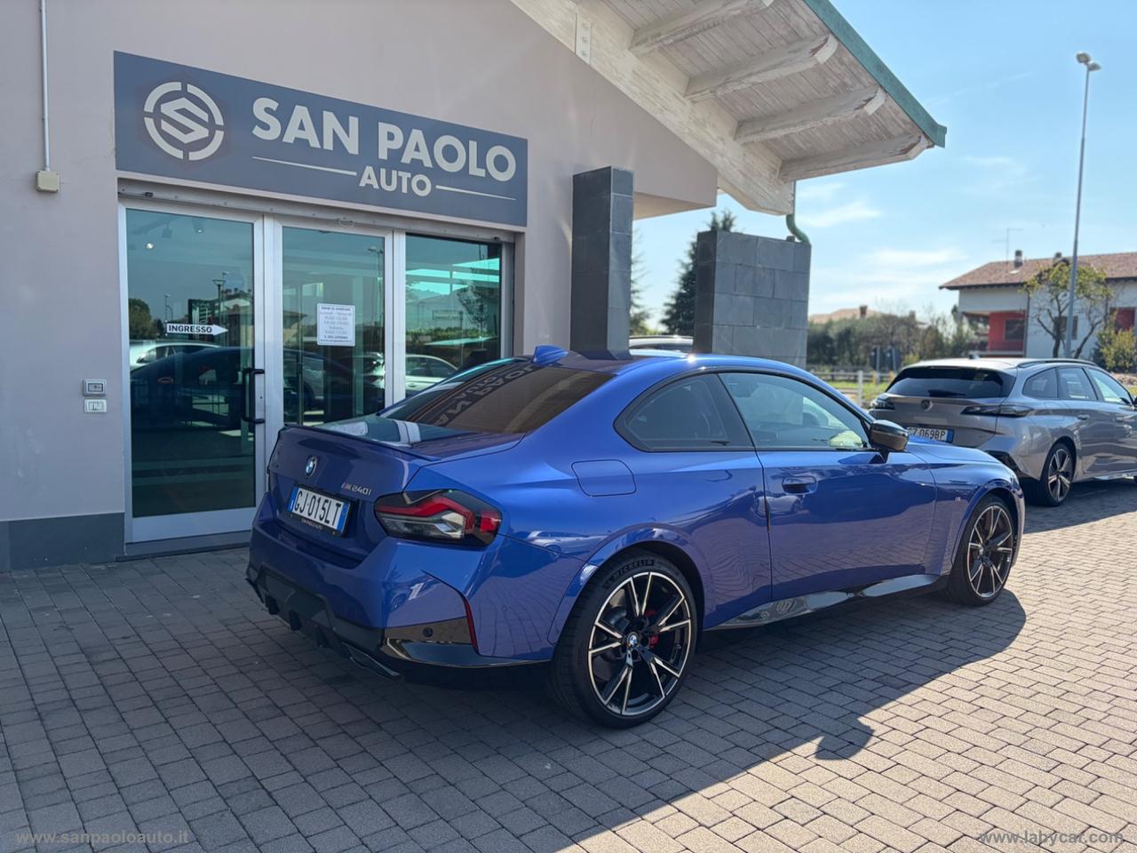 BMW M 240i xDrive
