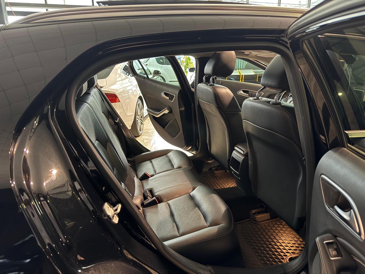 Mercedes-benz GLA 200 d Automatic Premium