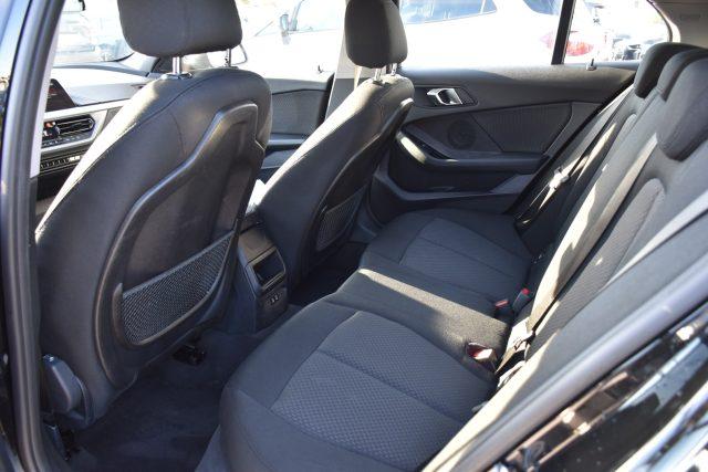 BMW 116 d 5p. Business Advantage