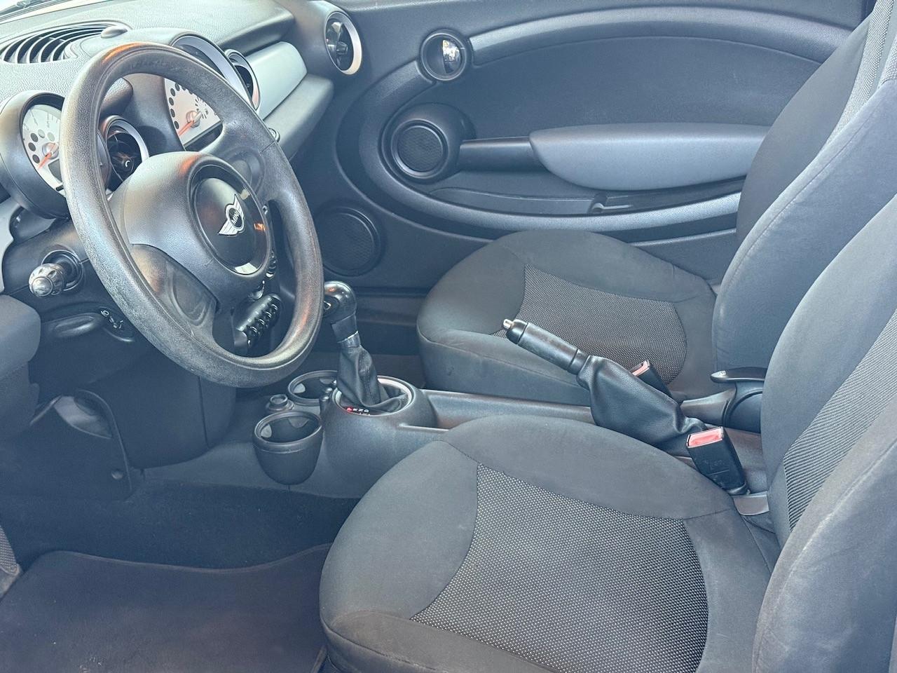 Mini Cooper D 2.0 110cv Automatica