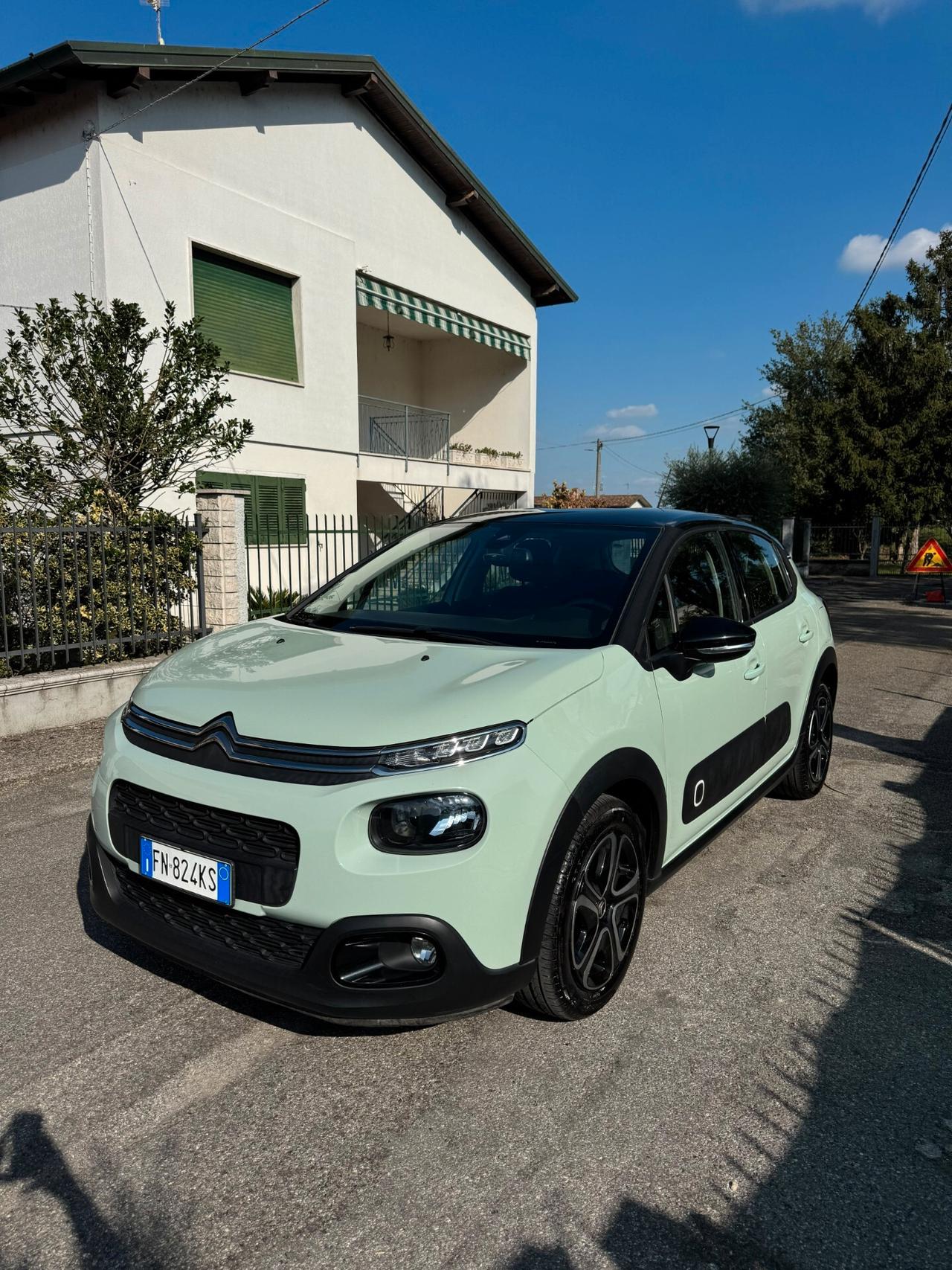 Citroen C3 PureTech 82 GPL Shine EURO 6B