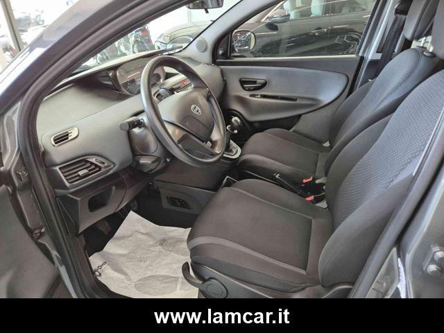 LANCIA Ypsilon 1.2 69 CV 5 porte Gold