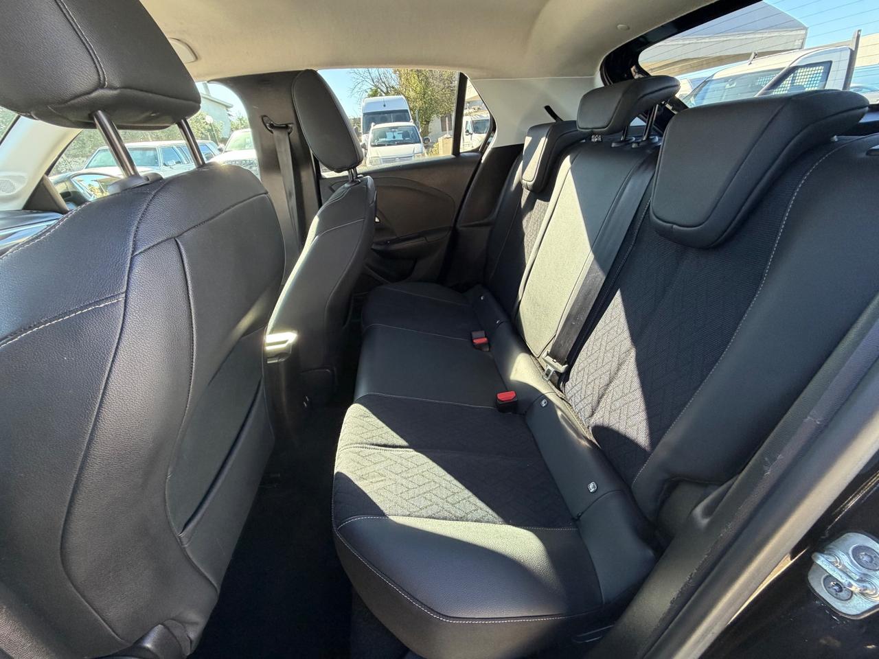 Opel Corsa 1.2 Edition Cambio automatico