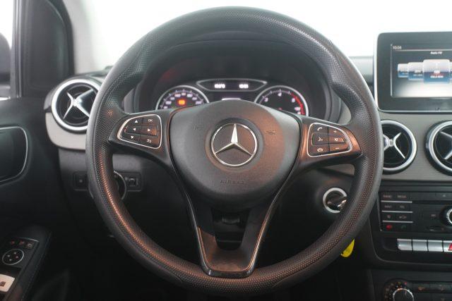 MERCEDES-BENZ CLA sse B B 160 d Business