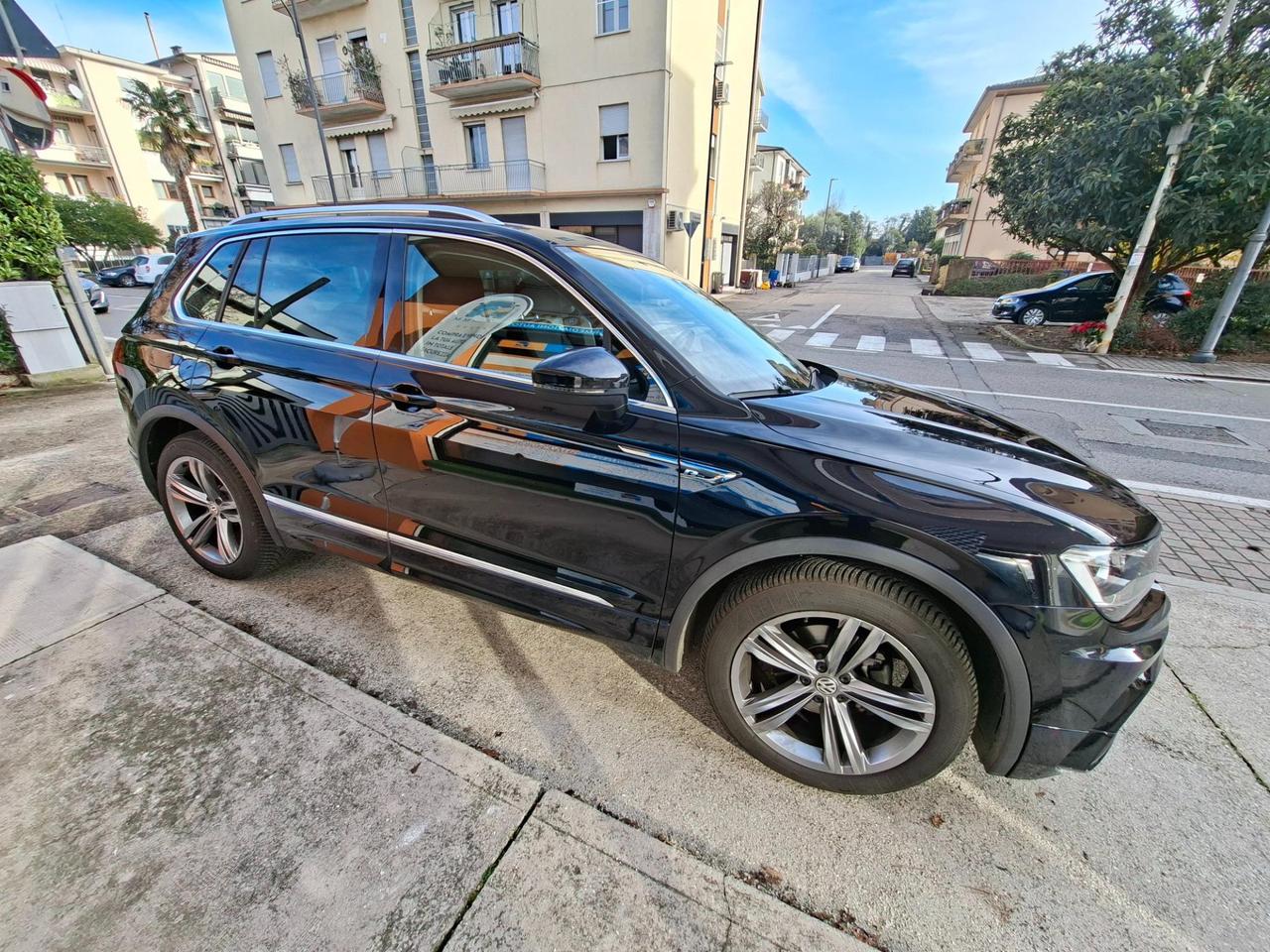 Volkswagen Tiguan 1.5 tsi Style 130cv R-line