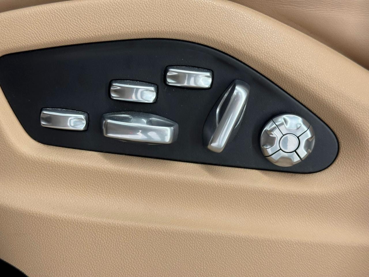 Porsche Cayenne Coupé 3.0 340 CV E-Hybrid TETTO PANORAMICO