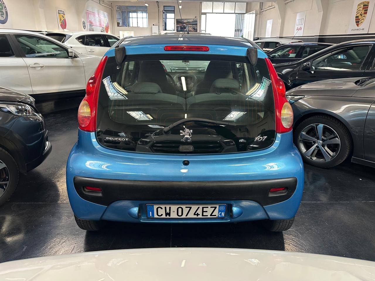 Peugeot 107 1.0 68CV 5p. Plaisir 2Tronic AUTOMATICO