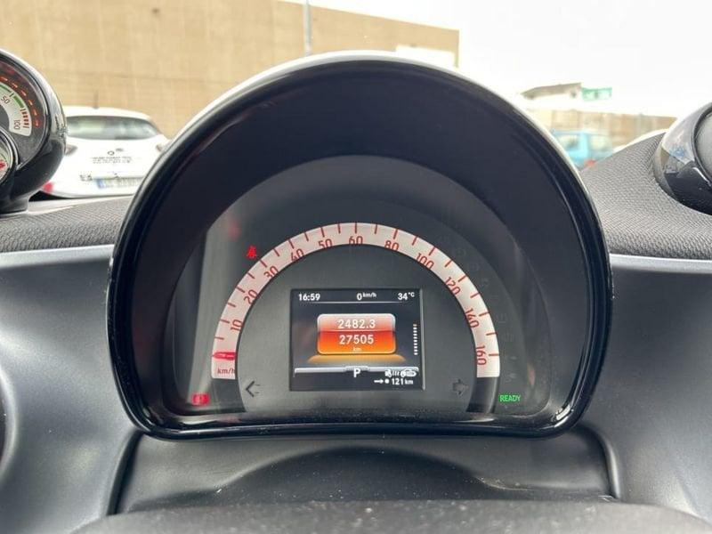smart fortwo EQ PASSION 4,6KW
