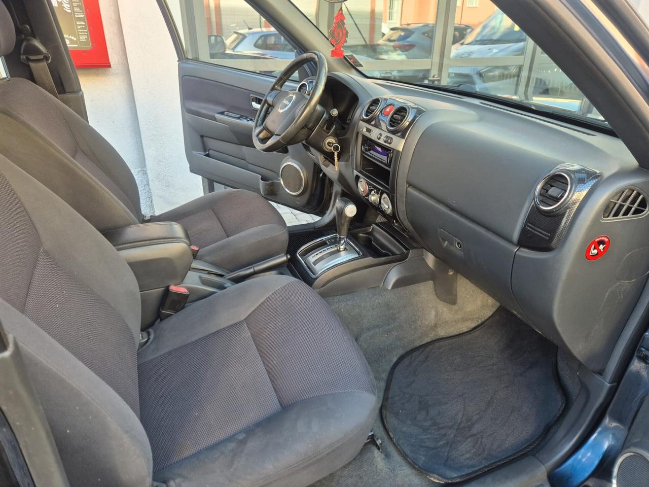 Isuzu D-Max 3.0 TD 4WD LS 5 posti - cambio automatico - gancio traino