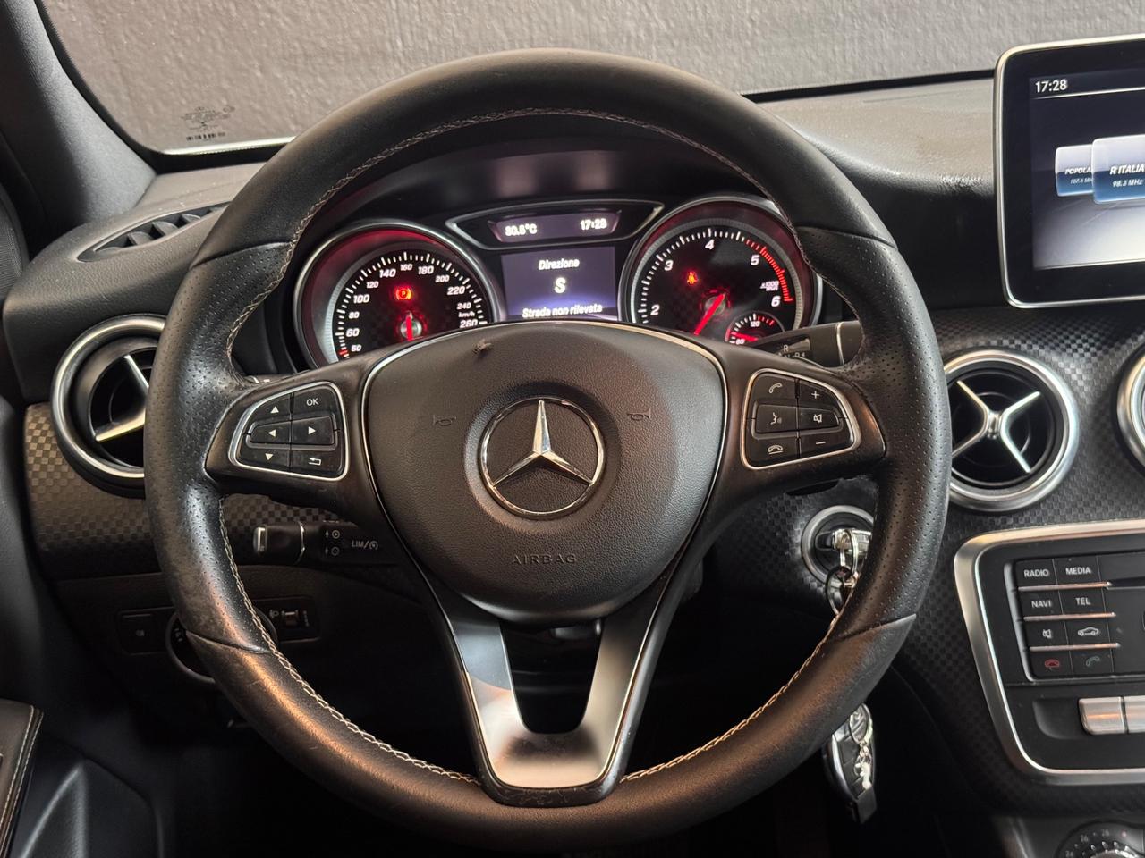 Mercedes-benz A 160 d Automatic Premium