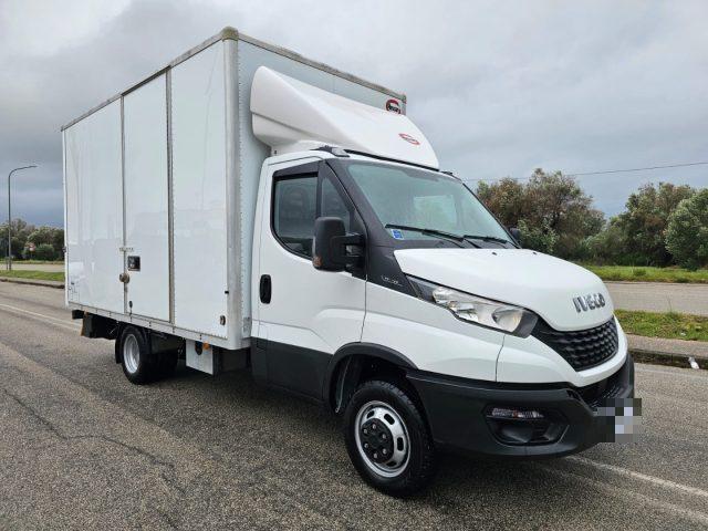 IVECO Daily 35C14 PASSO 3750 - 8 BANCALI e SPONDA