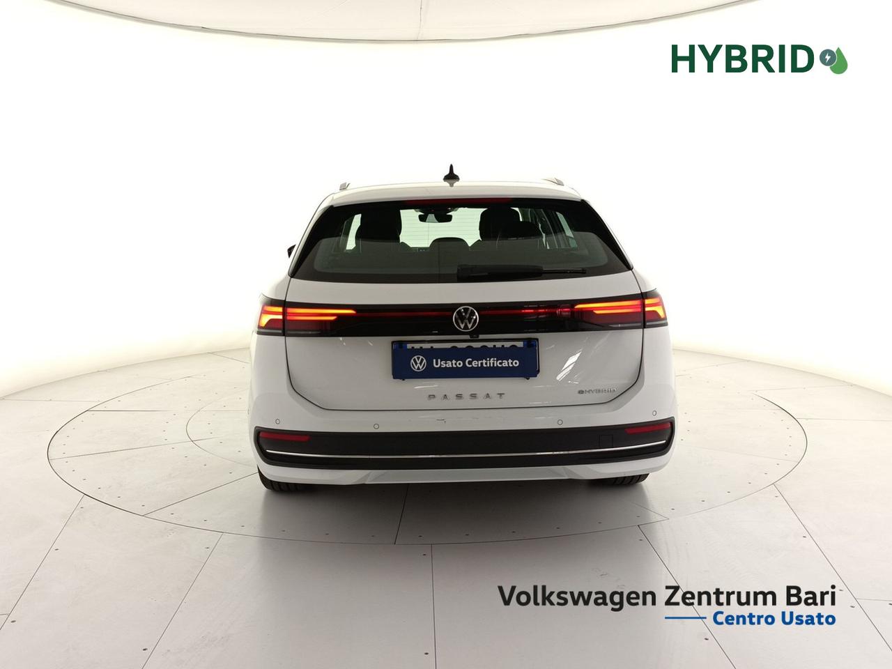 Volkswagen Passat 1.5 tsi ehybrid business 204cv dsg