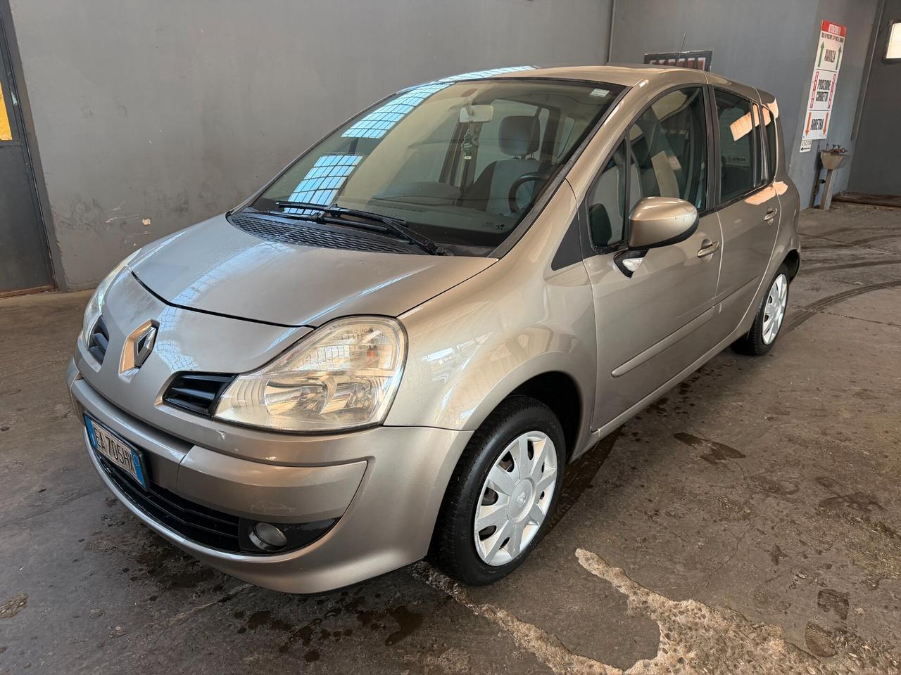 Renault Modus Grand 1.2 16V Expression
