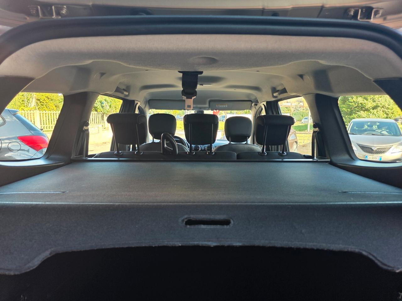 Lodgy 1.6 110CV GPL Wow Unipro full