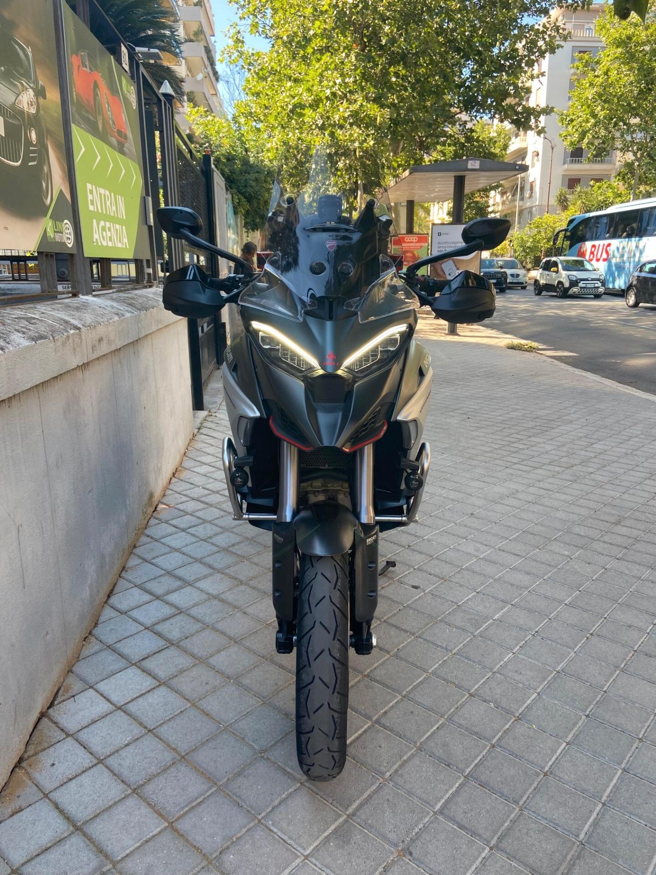 Ducati Multistrada V4 S travel & radar Permute