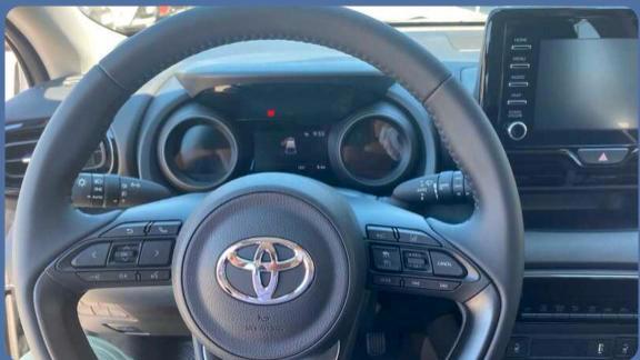 Toyota Yaris 1.5h Trend *Promo SD 2025*