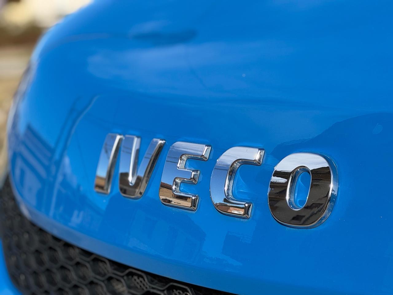 IVECO DAILY 35C17 3.0 170 CV CENTINA E TELONE