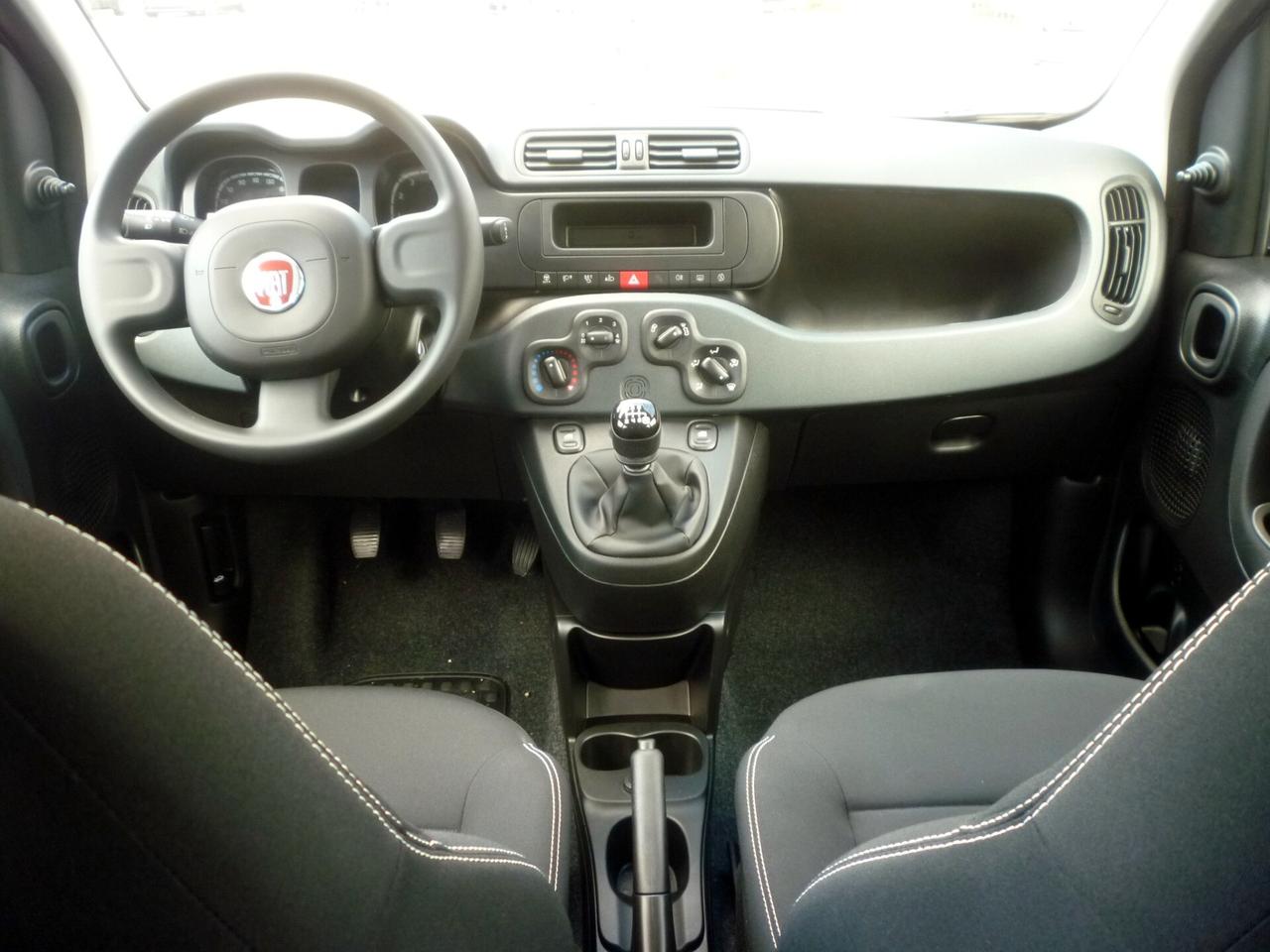 FIAT Panda 1.0 Hybrid 70 CV KM0 NERO 2024