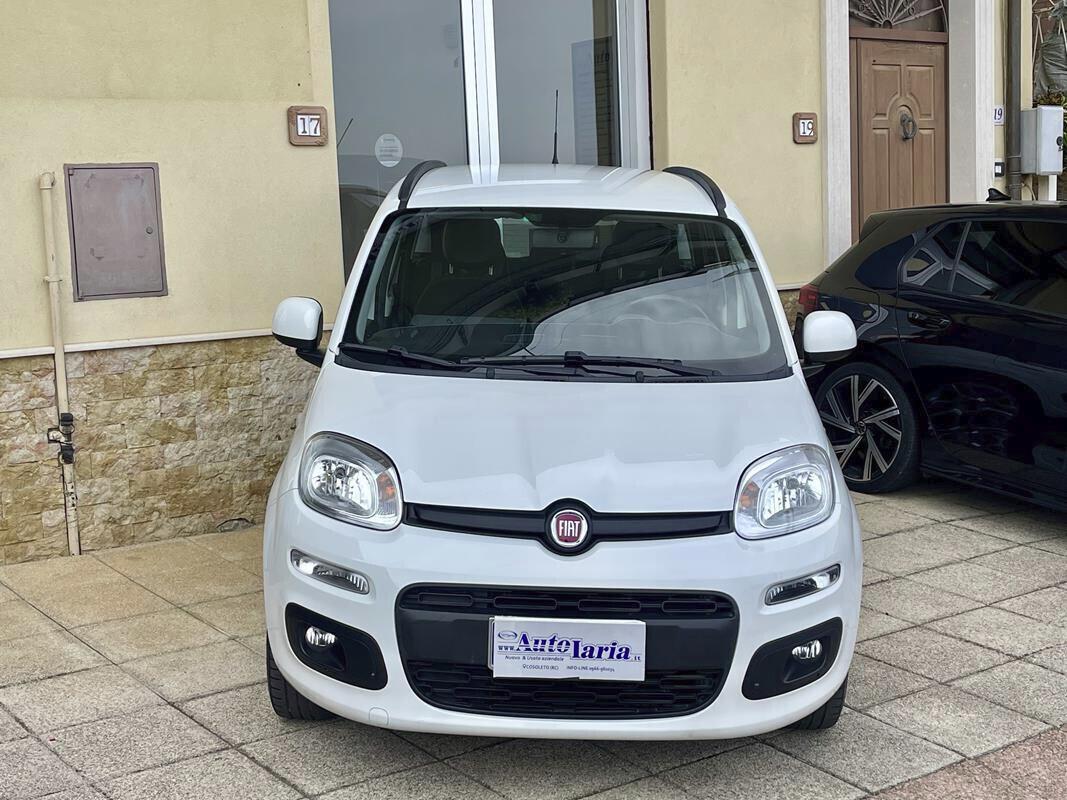 Fiat Panda 1.2 Lounge "Uconnect Bluetooth - Clima automatico -Volante multifunzione " Aziedali