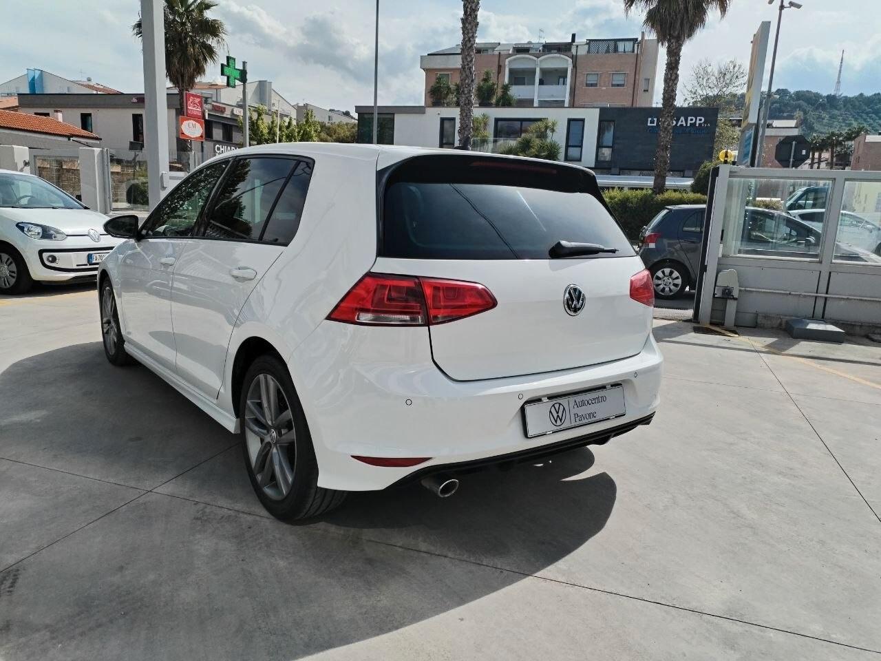 Volkswagen Golf 1.6 TDI 110 CV 5p. R-Line -App Connect-