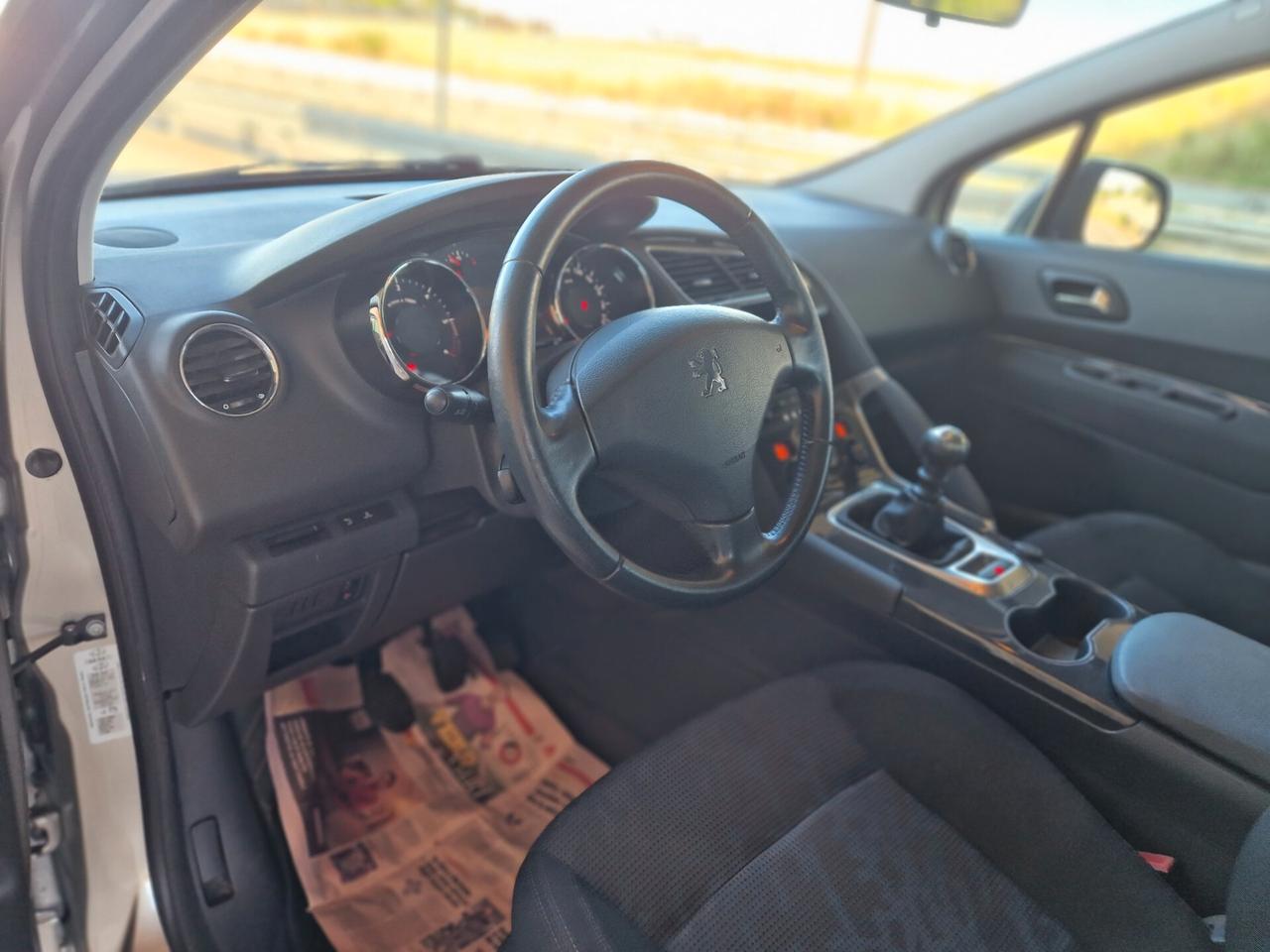 Peugeot 3008 1.6 HDi 112CV Premium